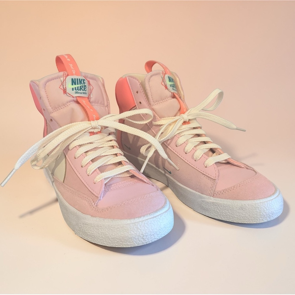 Nike Blazer Mid '77 SE Dance in Pink Foam/Pink Gaze/Summit White